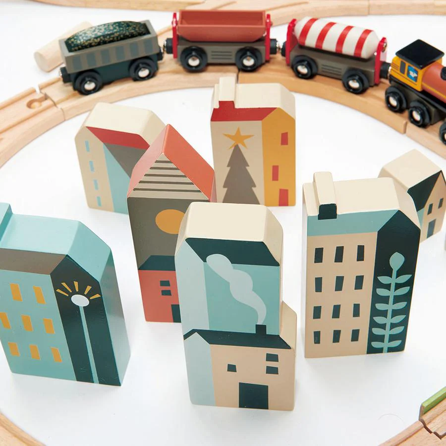 Wooden Mountain View Train Set - Image 3